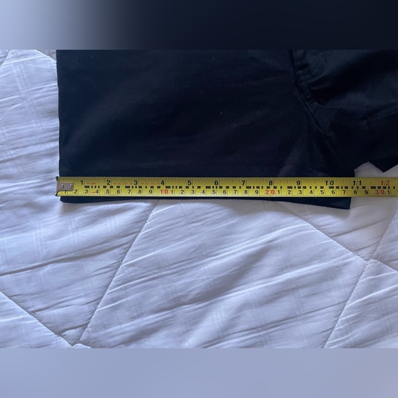 GUESS black shorts - Picture 9 of 10